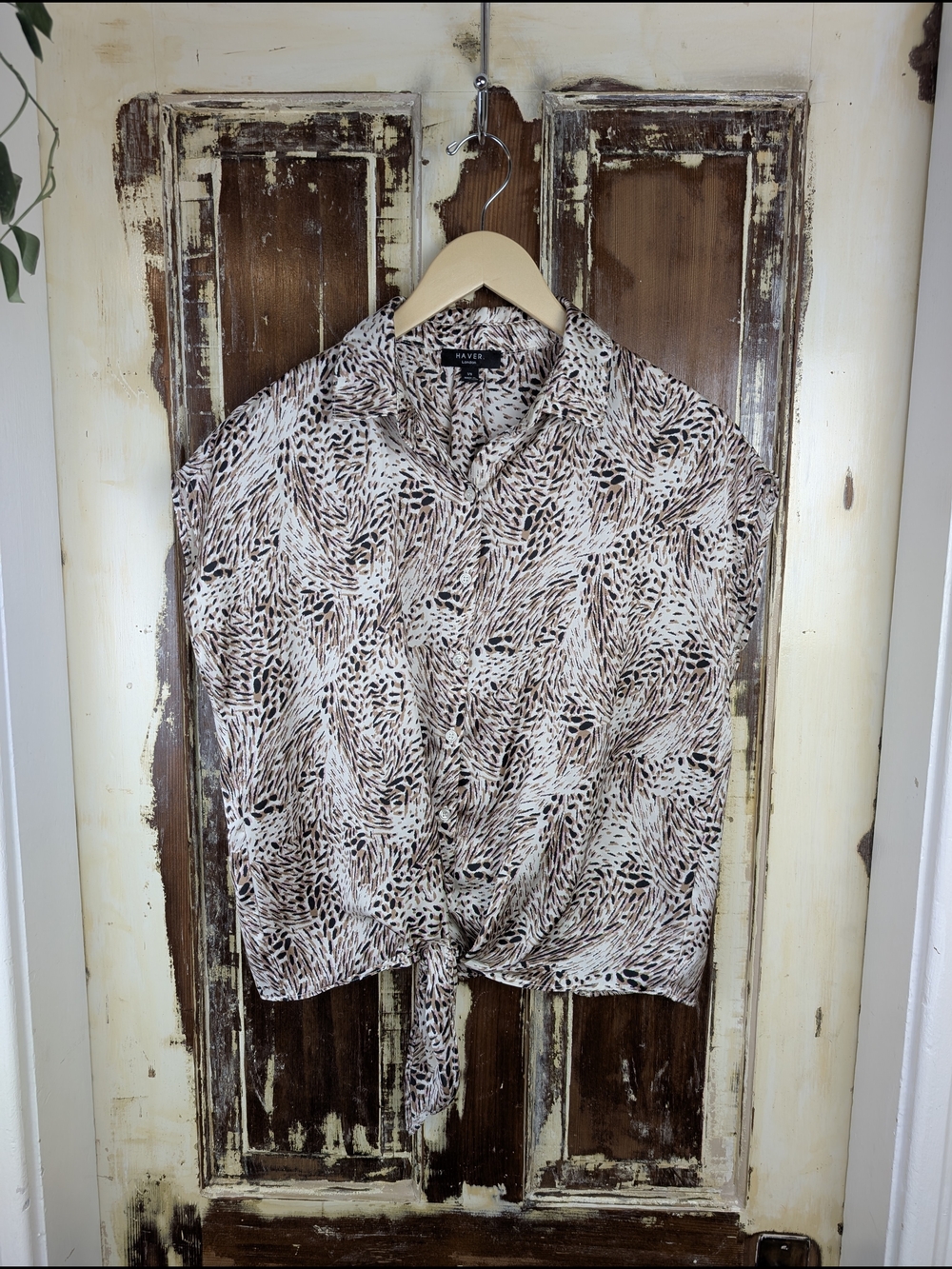Haver London Animal Print Tie Front Button Up Blouse Size L